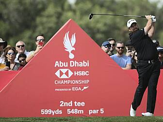 Shane Lowry roars into 2019 wi...
